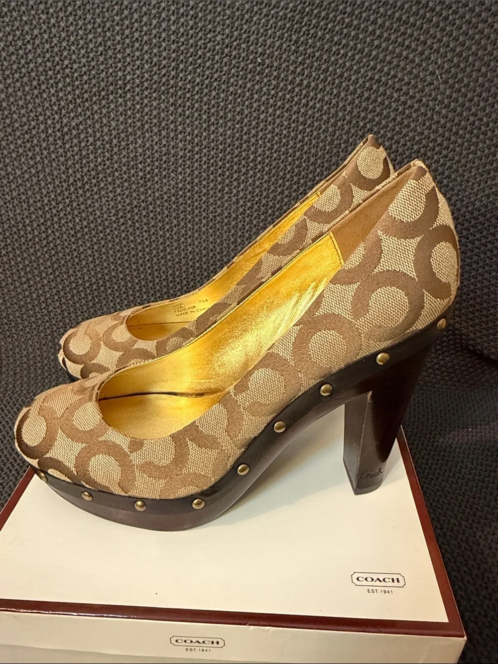 Coach Tan/Brown Signature Canvas Studded Platform Pumps -425